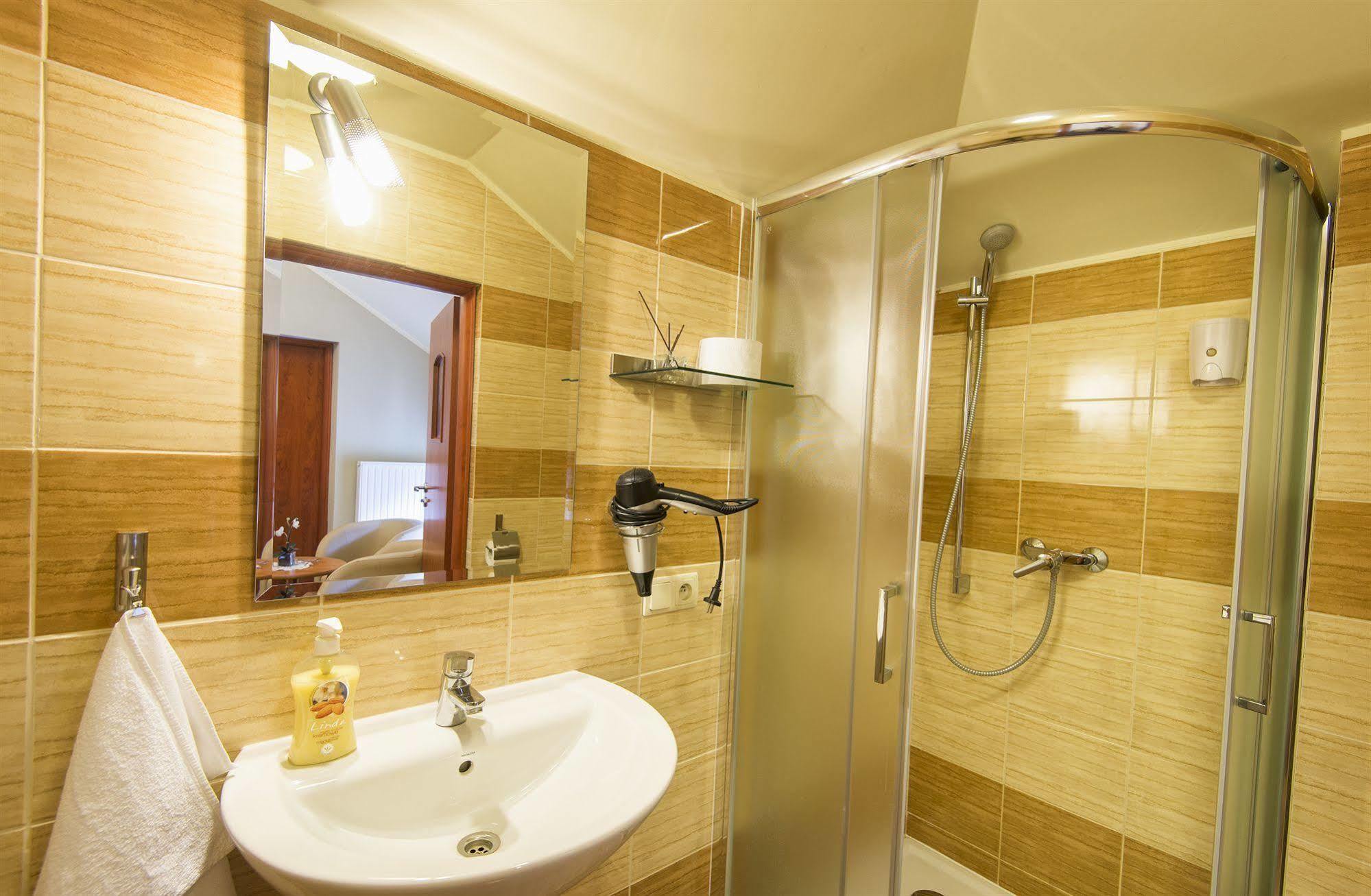 H31 Apart otel Poznan Dış mekan fotoğraf